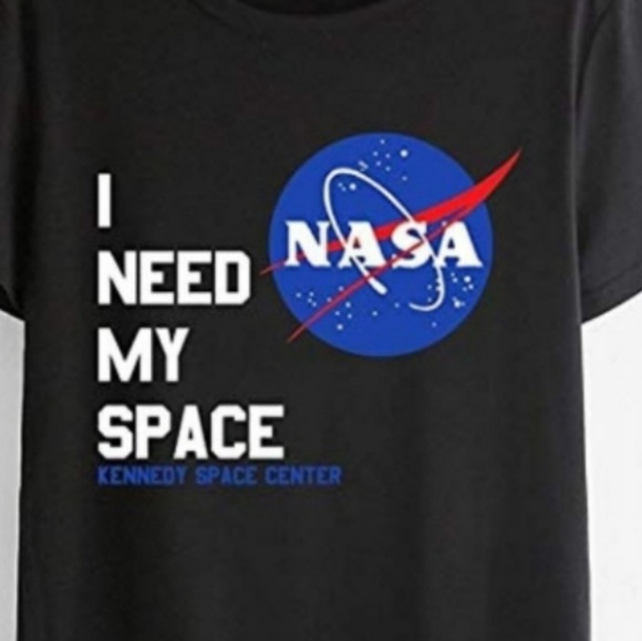I need my space t-shirt - Picture 3 of 3